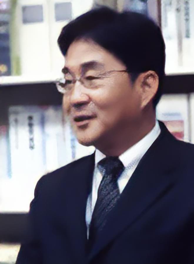 税理士 田中弘実
